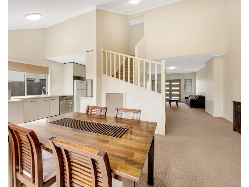 13/1 Michel Place, Telina QLD 4680