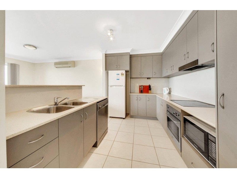 6/22 Barney Street, Barney Point QLD 4680