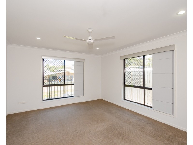 14 Oakdale Drive, Kirkwood QLD 4680