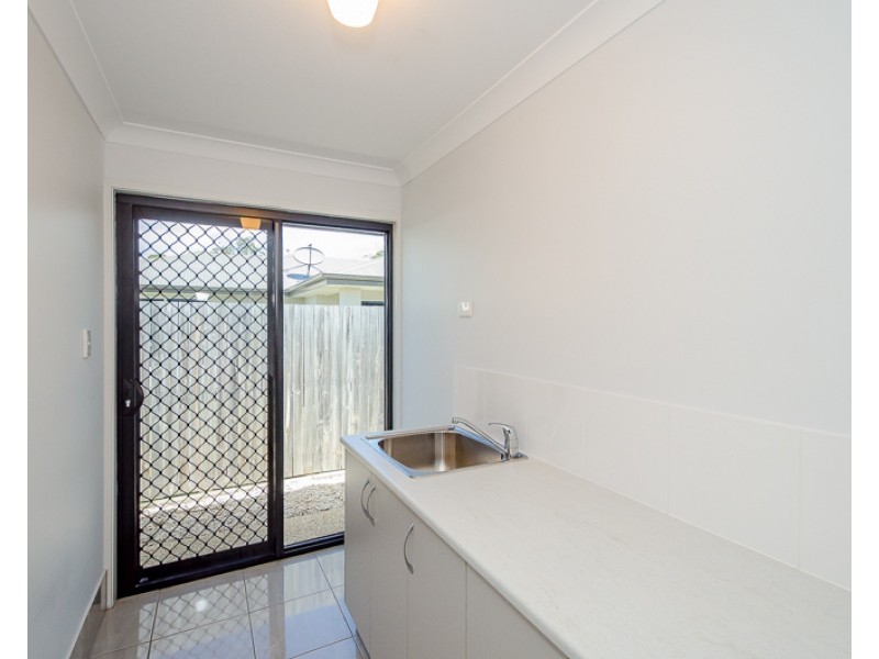 14 Oakdale Drive, Kirkwood QLD 4680