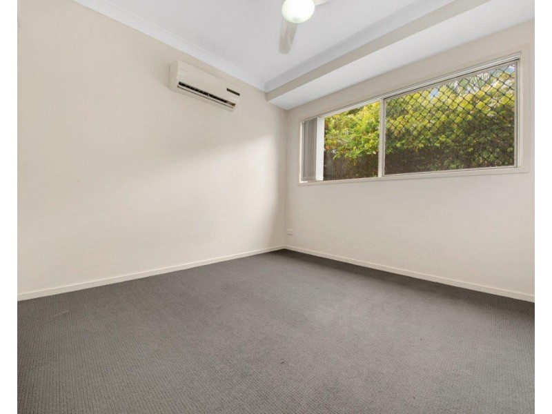 1 Redgum Drive, Kirkwood QLD 4680