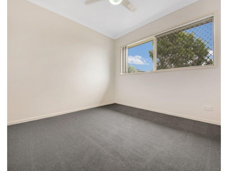 1 Redgum Drive, Kirkwood QLD 4680