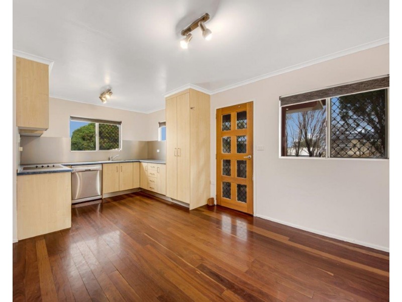 13 Chapman Drive, Clinton QLD 4680
