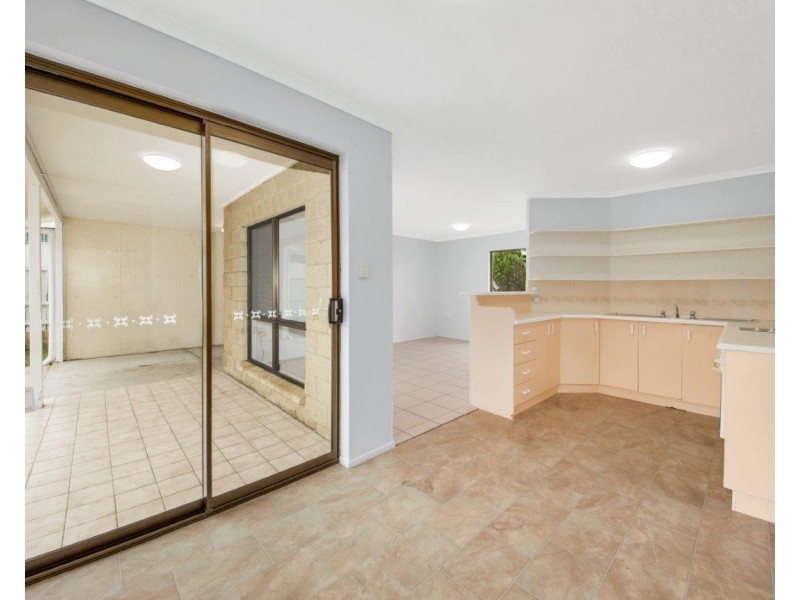 2 Woollybutt Street, New Auckland QLD 4680