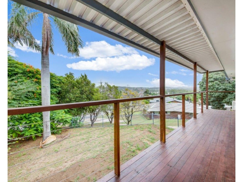 33 Dixon Drive, Telina QLD 4680
