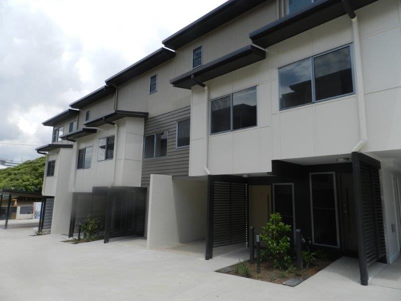 2/10-12 Flinders Street, West Gladstone QLD 4680