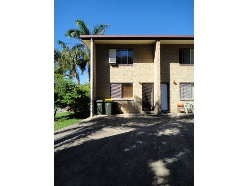 1/37 J Hickey Avenue, Clinton QLD 4680