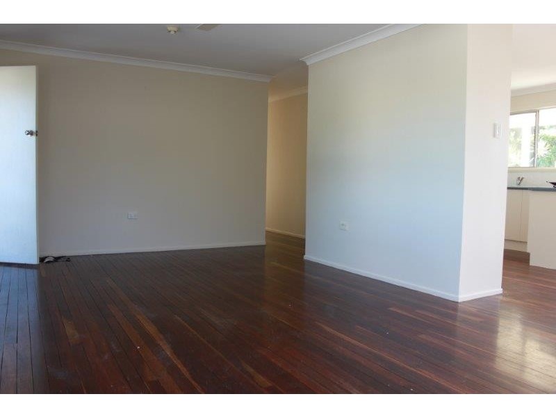 6 Goshawk Street, New Auckland QLD 4680