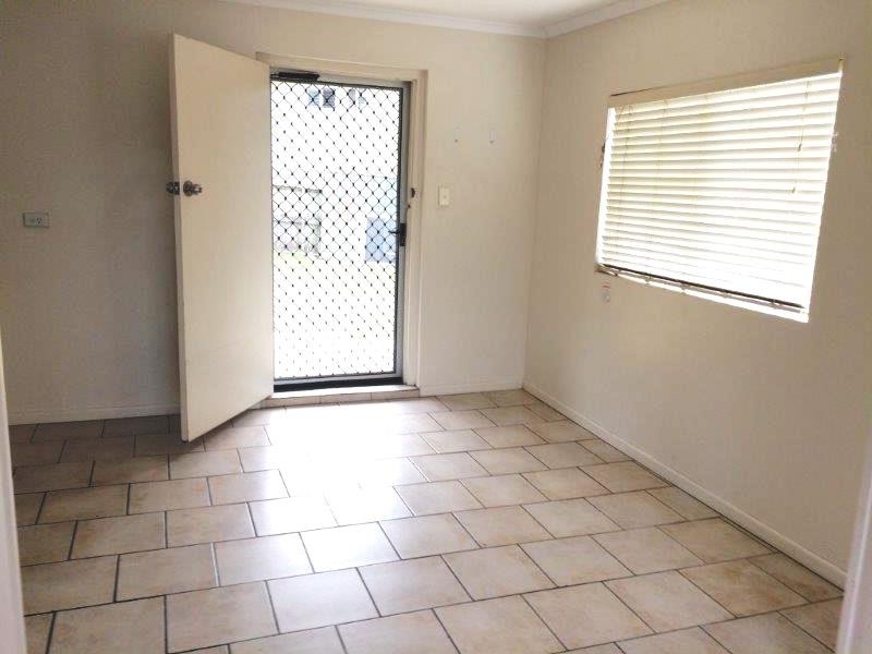 6 Goshawk Street, New Auckland QLD 4680