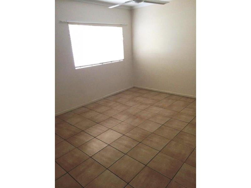 6 Goshawk Street, New Auckland QLD 4680