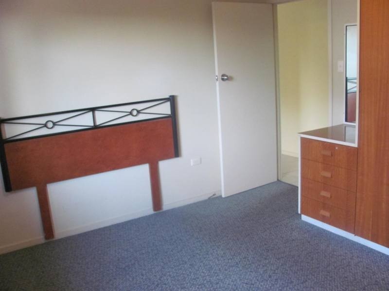 4/177 Oaka Street, South Gladstone QLD 4680