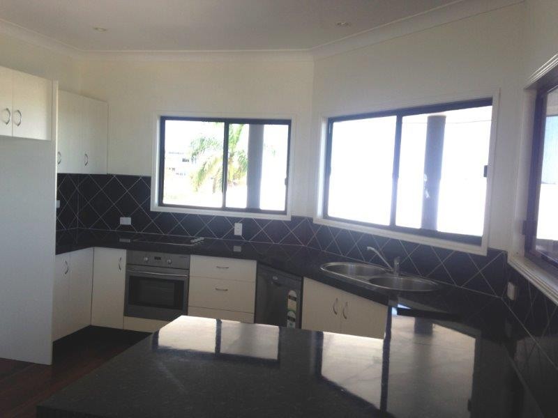 150 Oaka Lane, Gladstone QLD 4680