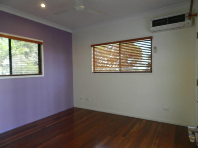 150 Oaka Lane, Gladstone QLD 4680