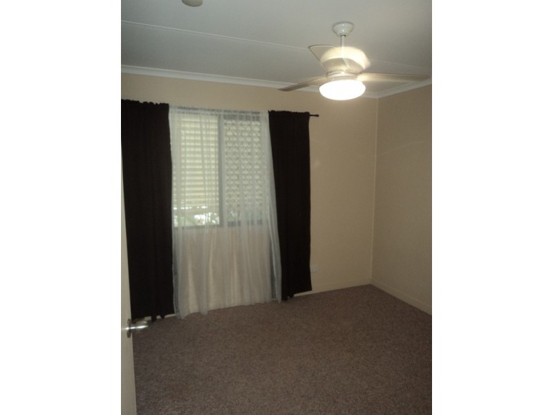 6 Penda Avenue, New Auckland QLD 4680