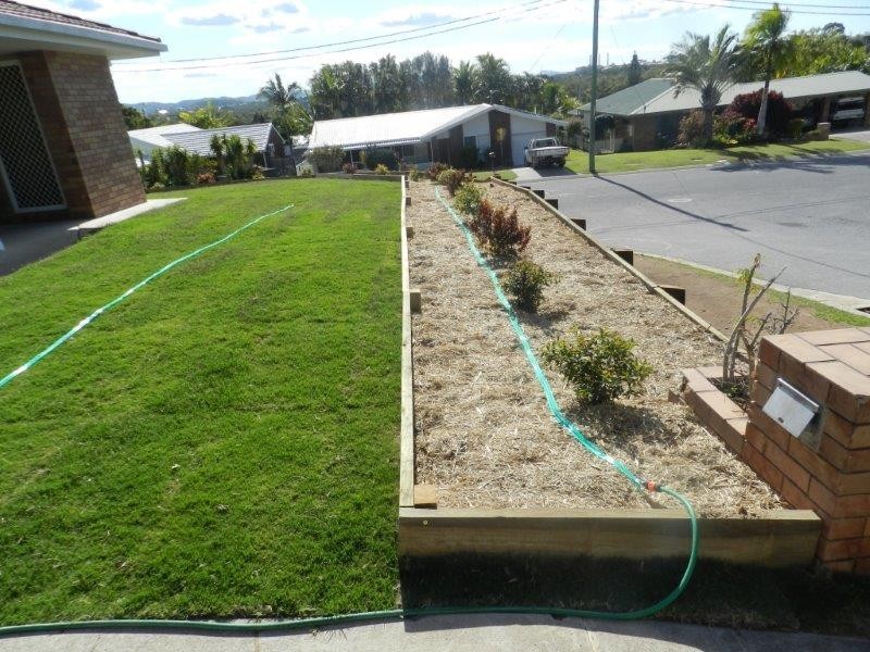 2 Earls Court, Telina QLD 4680