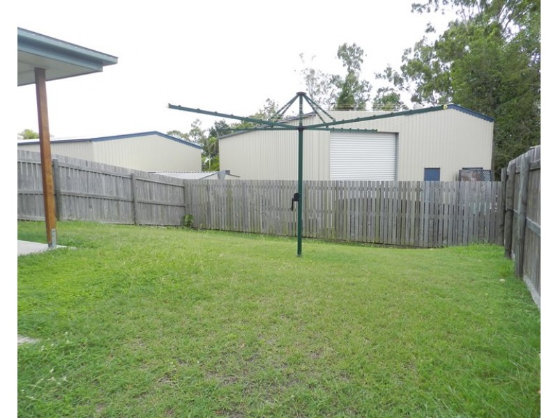 2/17 Wickes Street, New Auckland QLD 4680