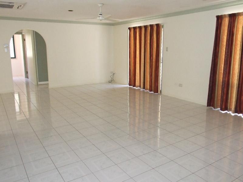 20 Mounter Street, Boyne Island QLD 4680