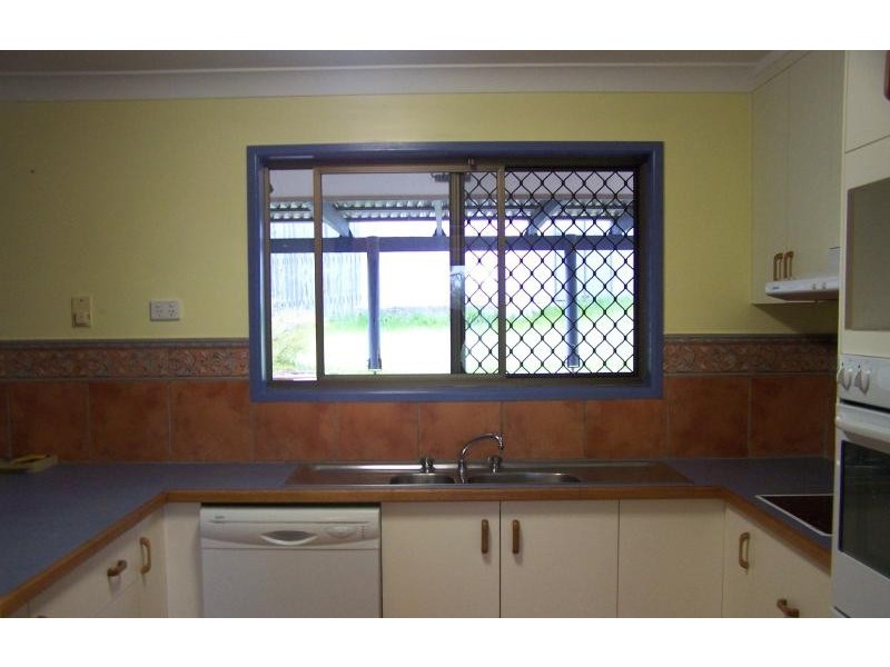 27 Apollo Drive, Clinton QLD 4680