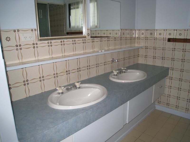 28 Booth Avenue, Tannum Sands QLD 4680