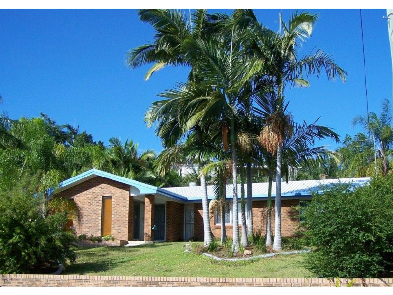 6 Luton Street, Telina QLD 4680