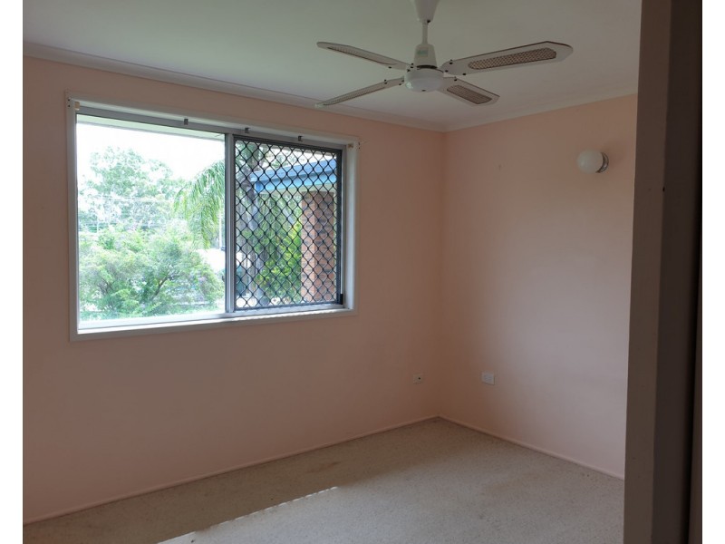 6 Luton Street, Telina QLD 4680