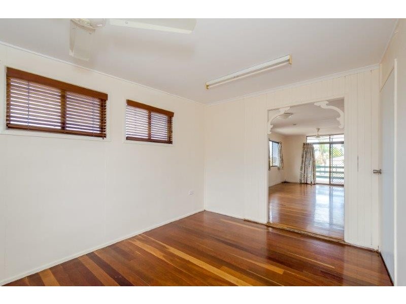 56 Beak Street, New Auckland QLD 4680