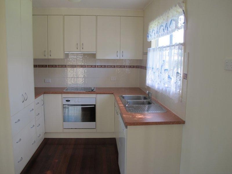 6 Banksia Ave, Sun Valley QLD 4680