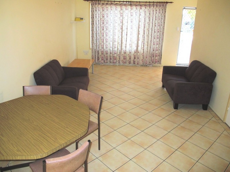 4/76 Ann Street, South Gladstone QLD 4680