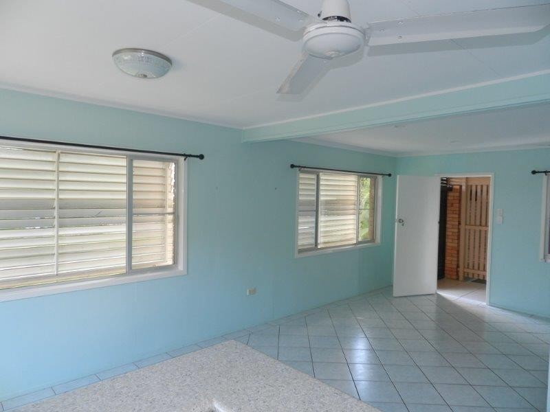 13 McGinlay Street, Clinton QLD 4680
