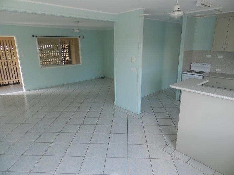 13 McGinlay Street, Clinton QLD 4680