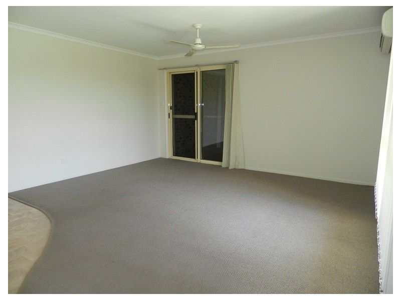 35 Clarance Drive, New Auckland QLD 4680