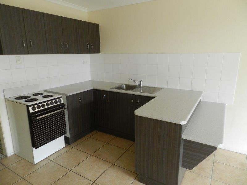 2/44 Marten Street, South Gladstone QLD 4680