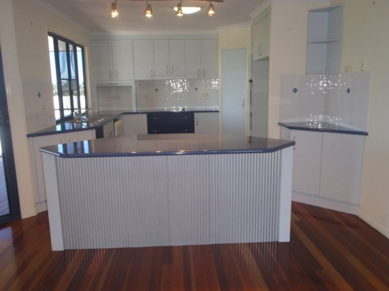 23 SANDRINGHAM CLOSE, Telina QLD 4680