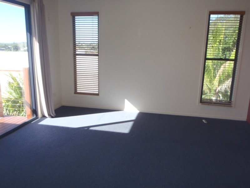 23 SANDRINGHAM CLOSE, Telina QLD 4680