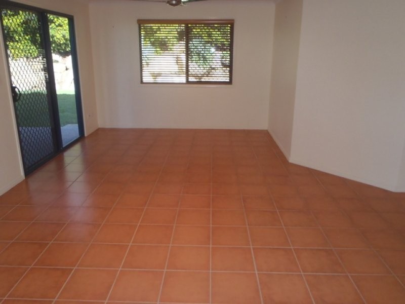 23 SANDRINGHAM CLOSE, Telina QLD 4680