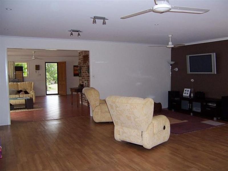 55 Tannum Sands Road, Tannum Sands QLD 4680