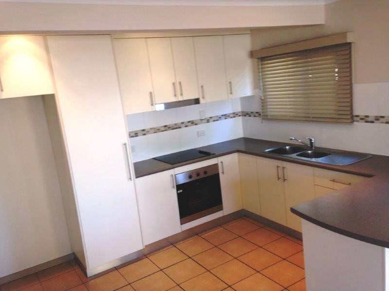 1/18 Glegg Street, West Gladstone QLD 4680