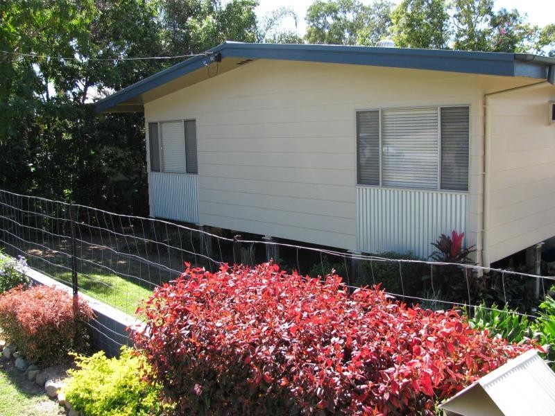 176 Oaka Street, Gladstone QLD 4680