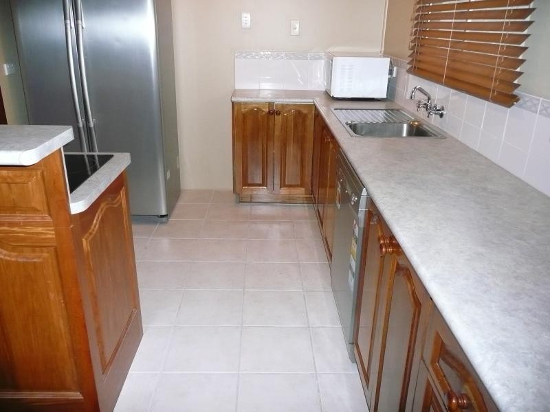 35 Sutton Street, Gladstone QLD 4680