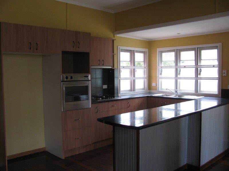 82 Off Street, South Gladstone QLD 4680