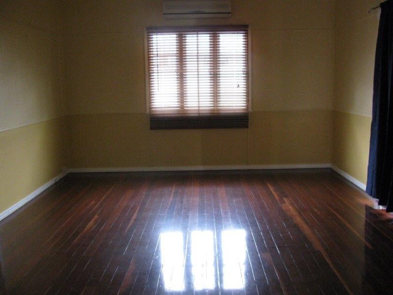 82 Off Street, South Gladstone QLD 4680