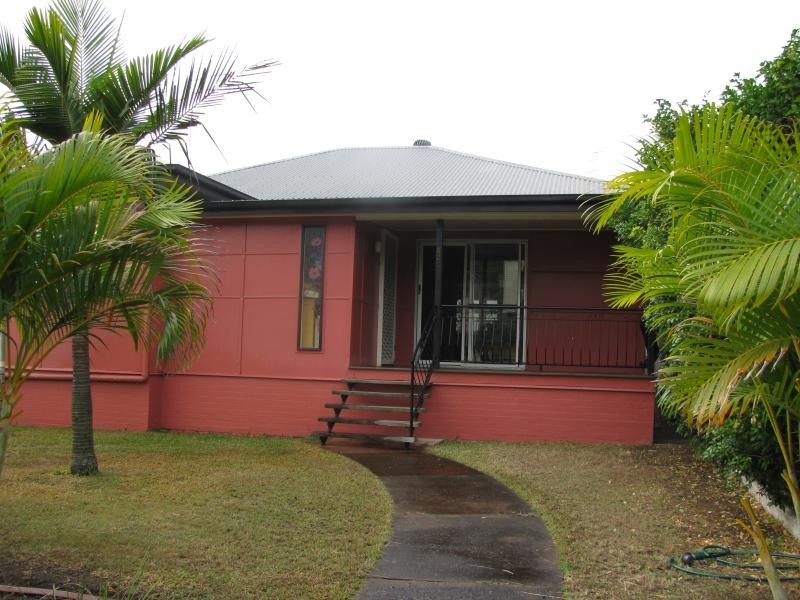 82 Off Street, South Gladstone QLD 4680