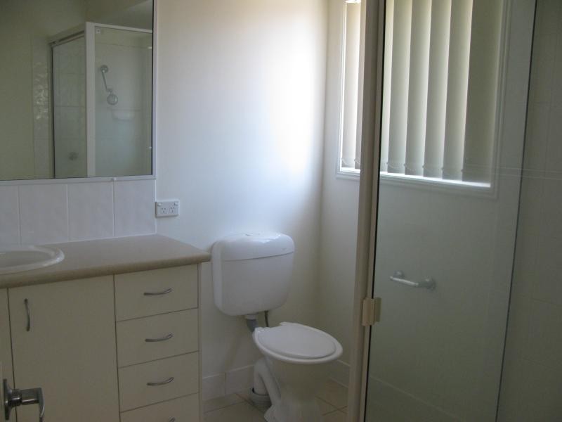 16 Reinaerhoff Crescent, Gladstone QLD 4680