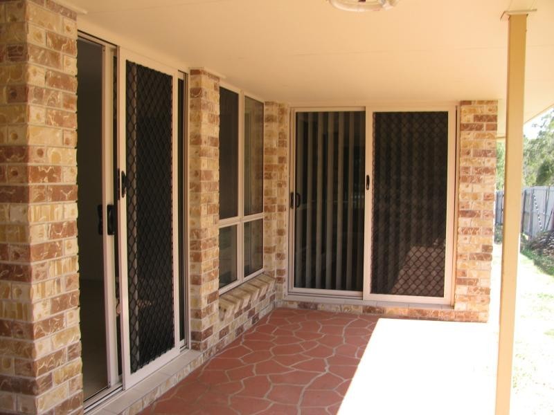 16 Reinaerhoff Crescent, Gladstone QLD 4680