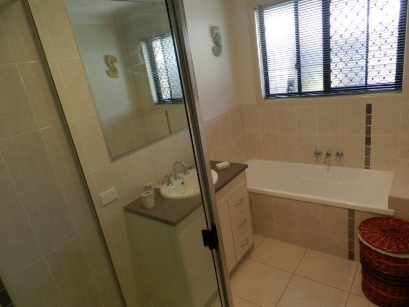 Unit 1/12 Jooloo Court, Gladstone QLD 4680