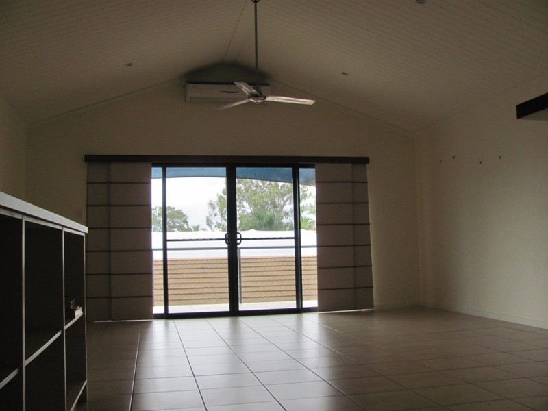 3/9 Orana Avenue, Boyne Island QLD 4680