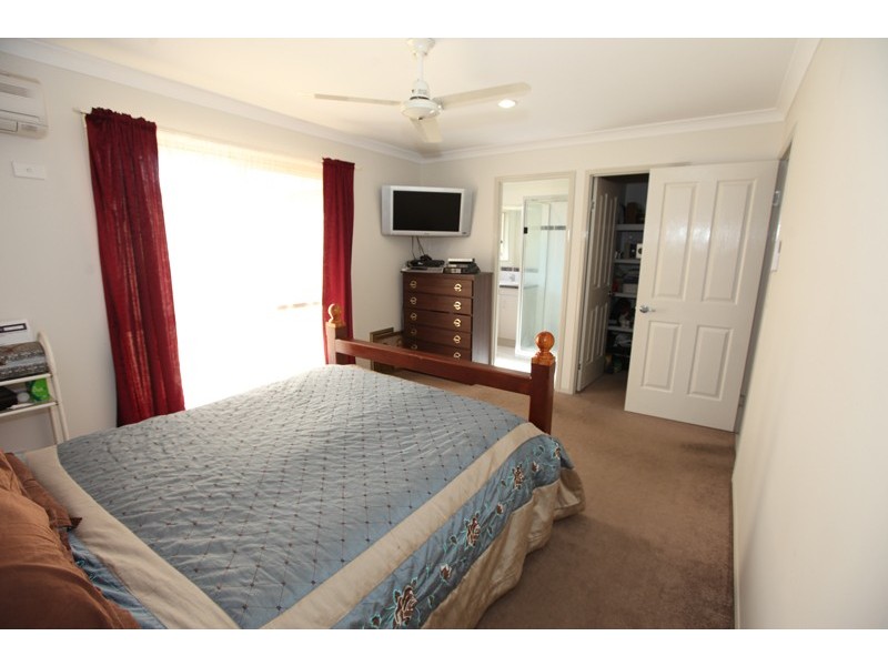 50 Bauhinia Street, Boyne Island QLD 4680