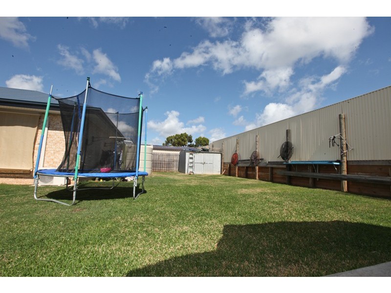50 Bauhinia Street, Boyne Island QLD 4680