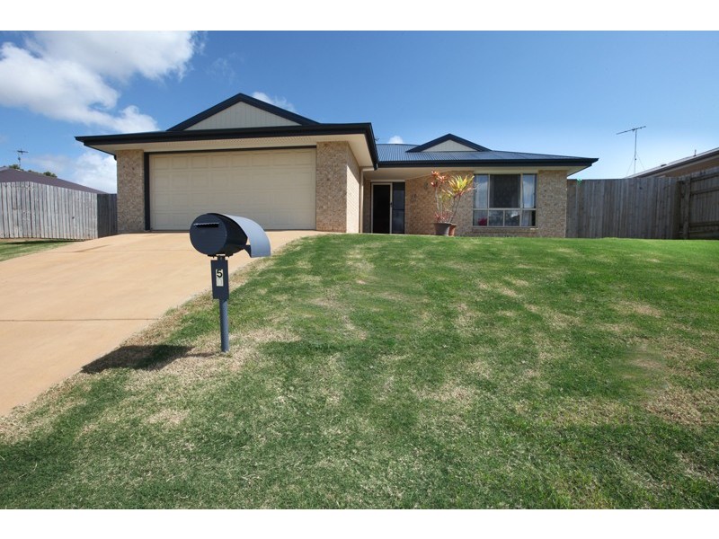 50 Bauhinia Street, Boyne Island QLD 4680