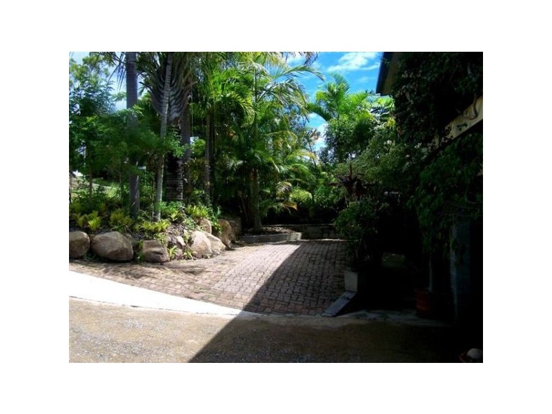 2/28 Satinay Street, New Auckland QLD 4680